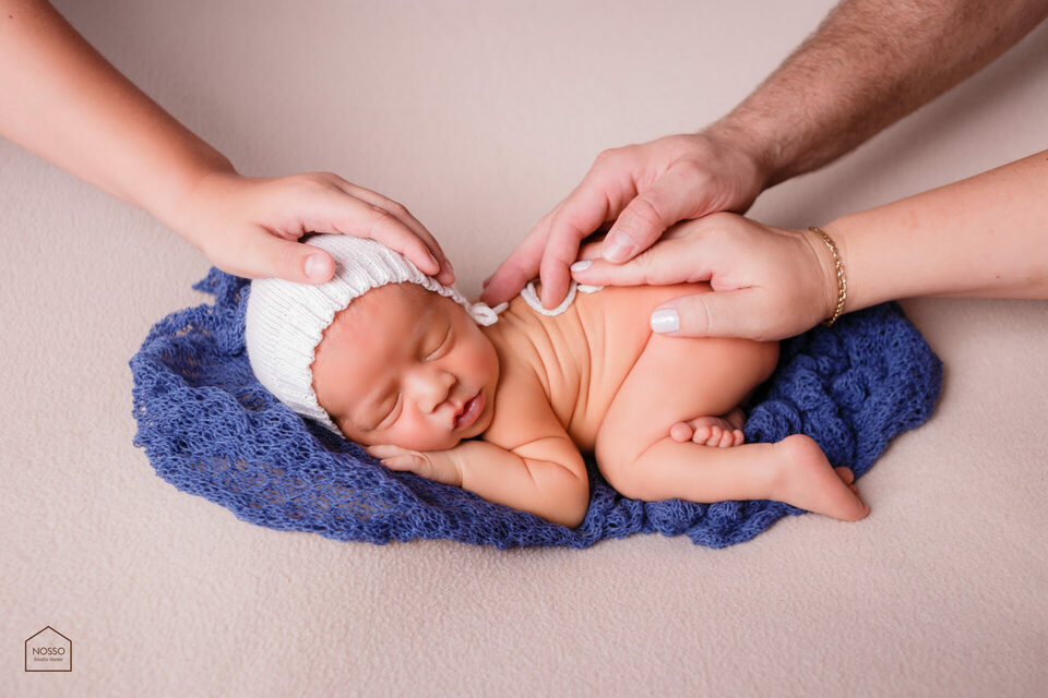 Newborn Miguel e familia